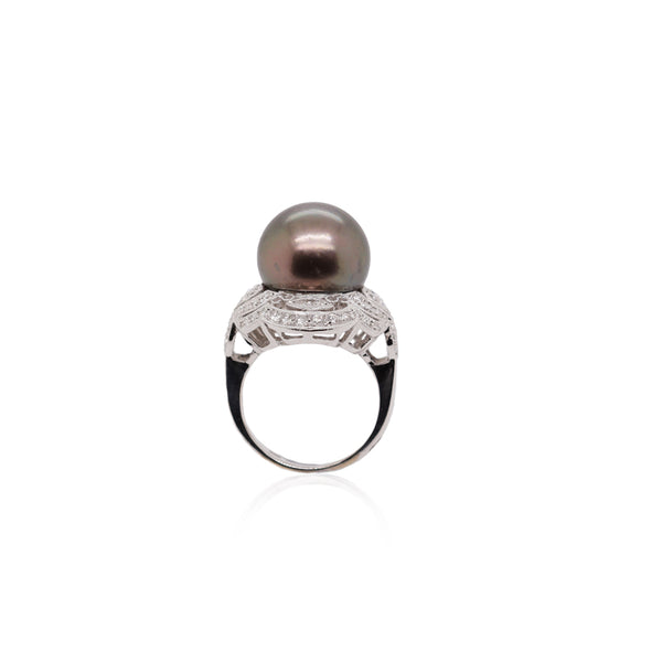 Tahiti Pearl with Diamond Ring